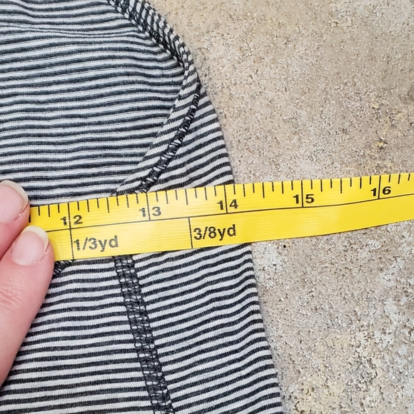 Lulu🍋Breezy Tank - Picture 6 of 8